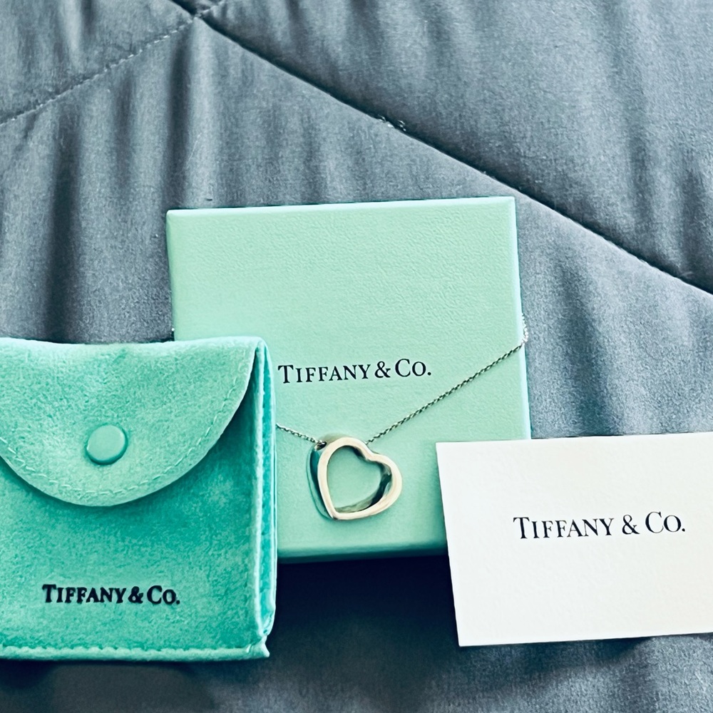 Genuine Tiffany & Co Sterling Silver Heart Necklace 16”, w/box, pouch, care card